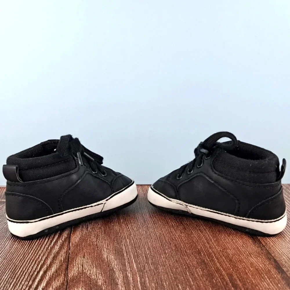 Infant Boots, Soft Bottom, sz 2, Black and White - Picture 5 of 7